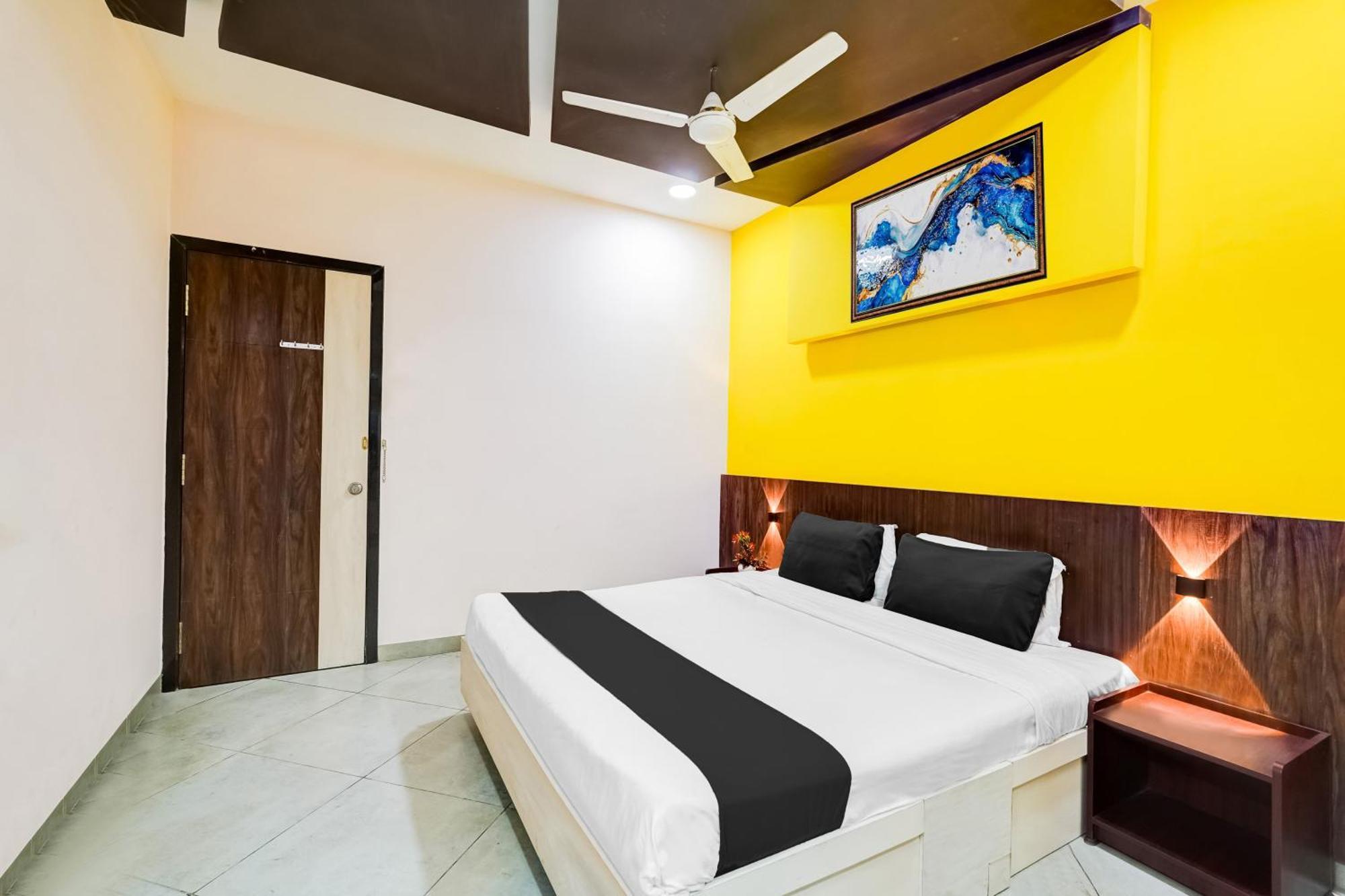 Hotel Super Townhouse Purushawalakm Chennai Esterno foto