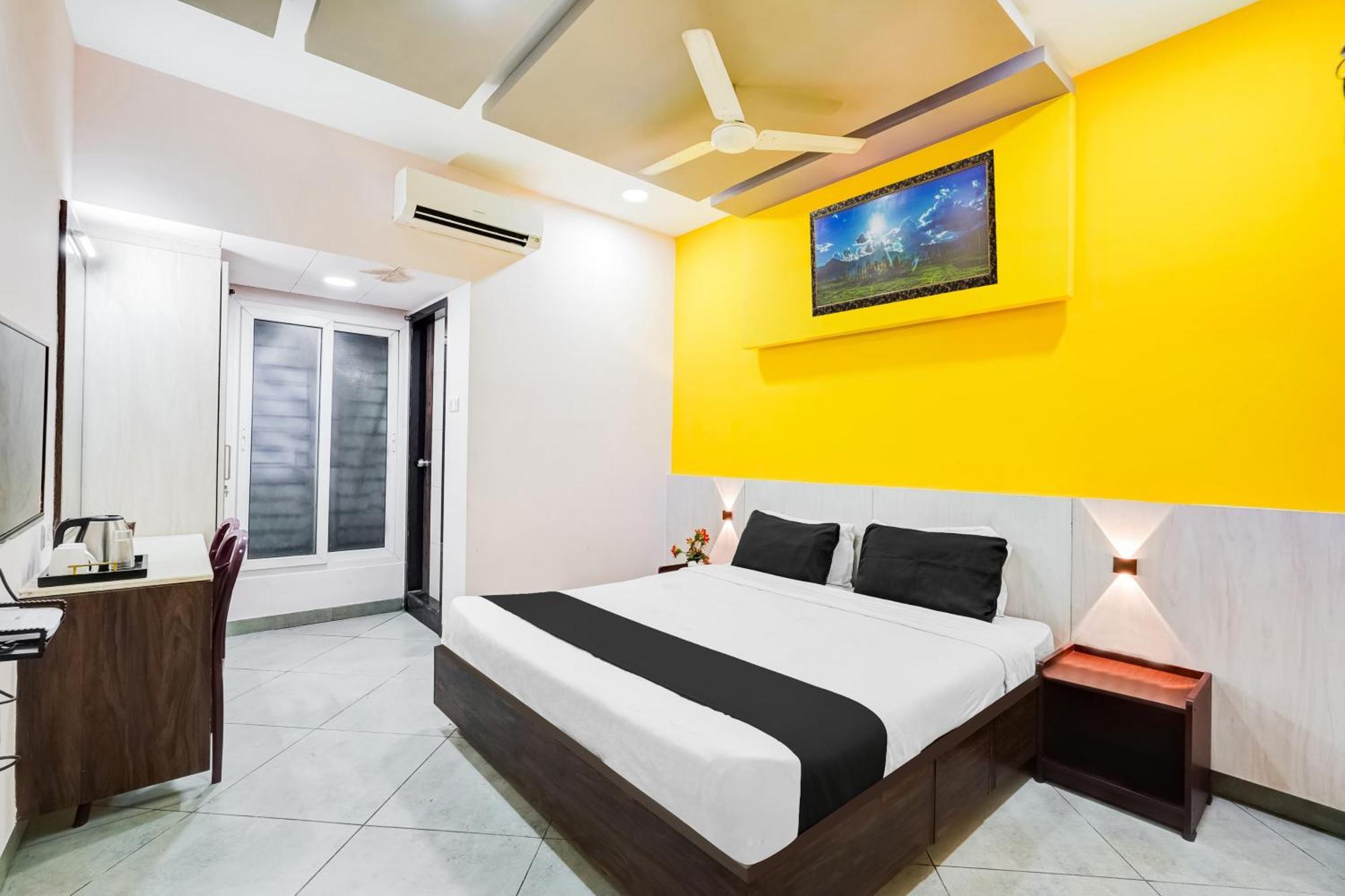 Hotel Super Townhouse Purushawalakm Chennai Esterno foto
